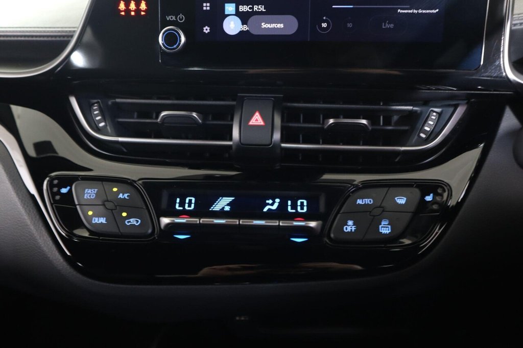 Used Toyota C-HR 2022 for sale - 76386324: Photo 32