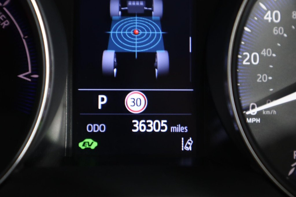 Used Toyota C-HR 2022 for sale - 76386324: Photo 43