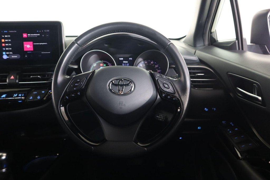Used Toyota C-HR 2022 for sale - 76386324: Photo 45