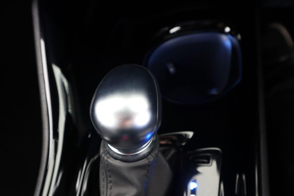 Used Toyota C-HR 2022 for sale - 76386324: Photo 47