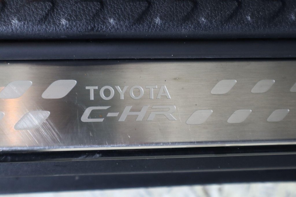 Used Toyota C-HR 2022 for sale - 76386324: Photo 48