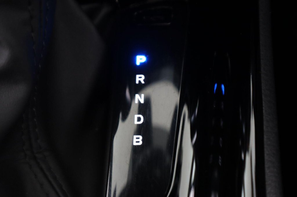 Used Toyota C-HR 2022 for sale - 76386324: Photo 50