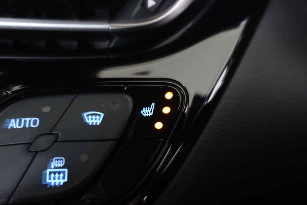 Used Toyota C-HR 2022 for sale - 76406684: Photo 22