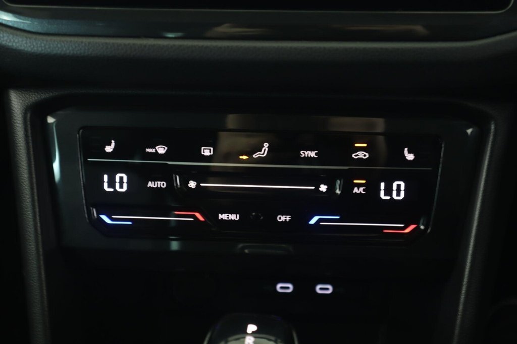 Used Volkswagen Tiguan 2021 for sale - 77212670: Photo 22