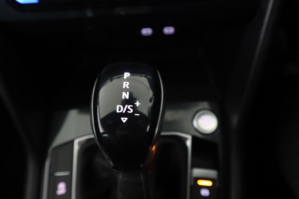 Used Volkswagen Tiguan 2021 for sale - 77212670: Photo 23