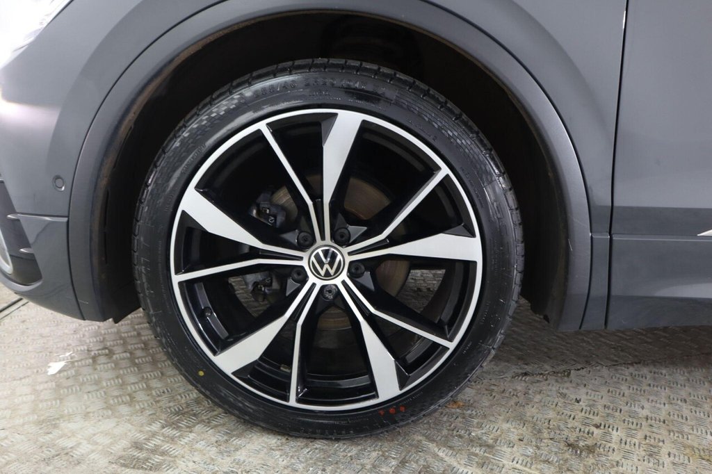 Used Volkswagen Tiguan 2021 for sale - 77212670: Photo 31