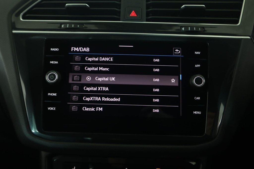 Used Volkswagen Tiguan 2021 for sale - 77212670: Photo 34