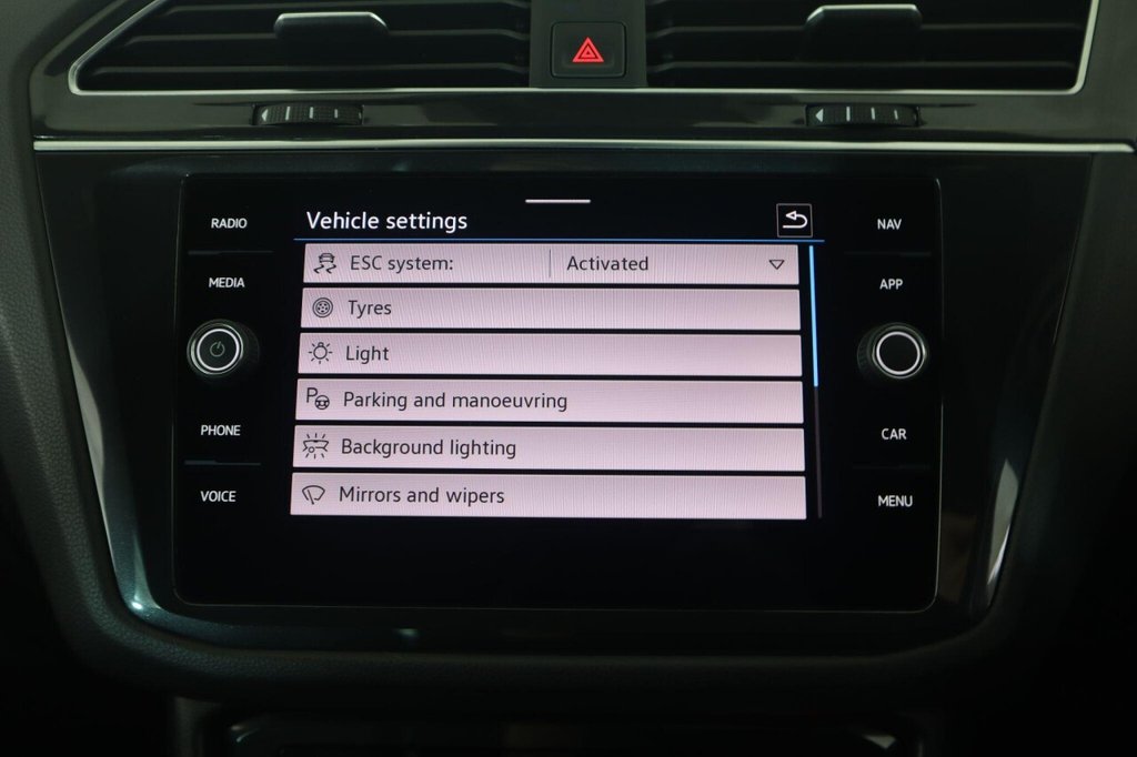 Used Volkswagen Tiguan 2021 for sale - 77212670: Photo 41