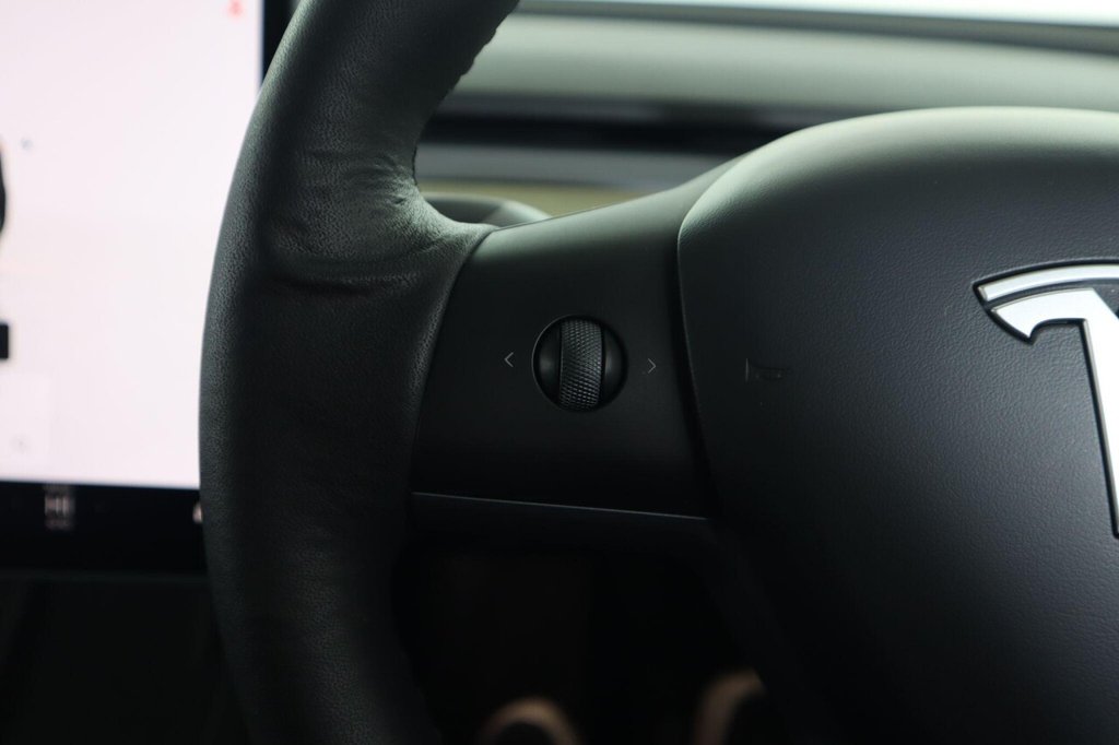 Used Tesla Model Y 2022 for sale - 77328022: Photo 18