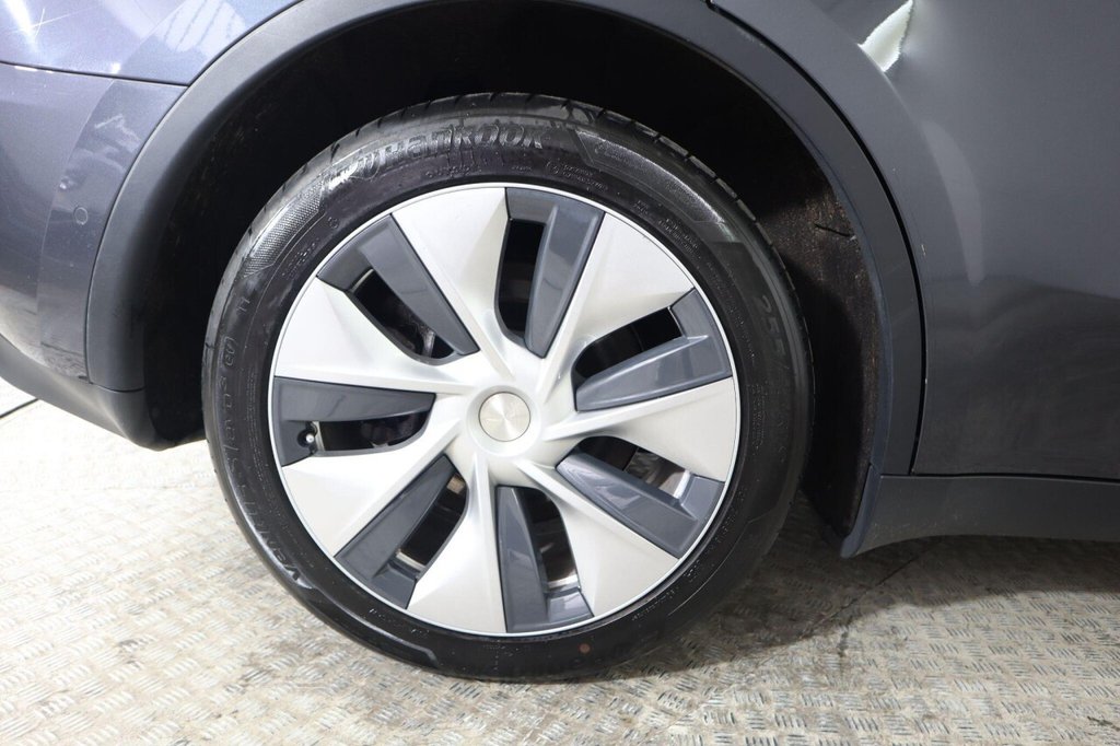 Used Tesla Model Y 2022 for sale - 77328022: Photo 23