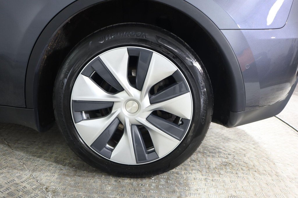Used Tesla Model Y 2022 for sale - 77328022: Photo 24