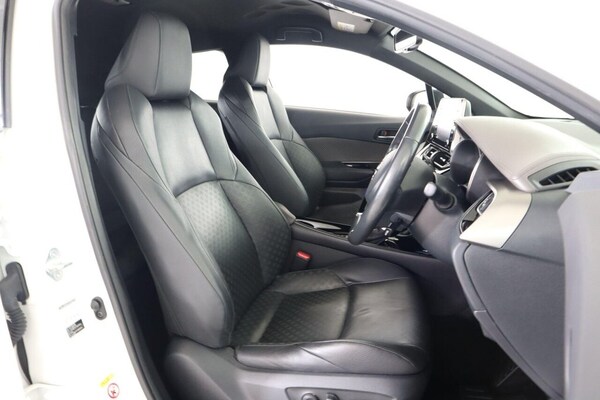 Used Toyota C-HR 2019 for sale - 76303912: Photo 14