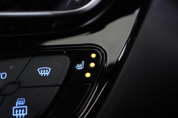 Used Toyota C-HR 2019 for sale - 76303912: Photo 23