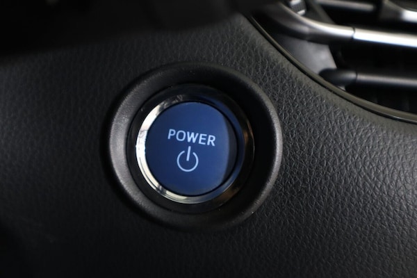 Used Toyota C-HR 2019 for sale - 76303912: Photo 27