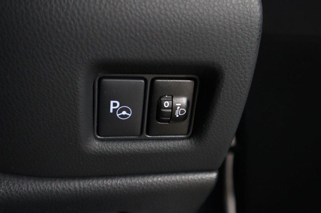 Used Toyota C-HR 2022 for sale - 76080807: Photo 27