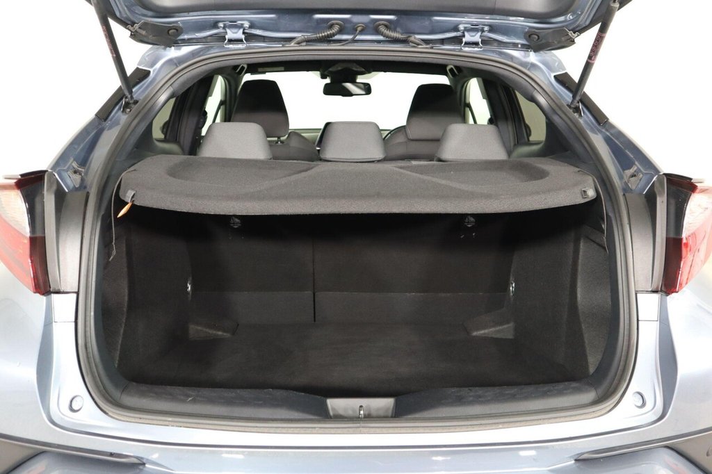 Used Toyota C-HR 2022 for sale - 76080807: Photo 44