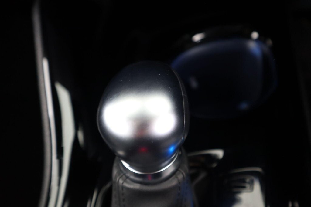 Used Toyota C-HR 2022 for sale - 76080807: Photo 46