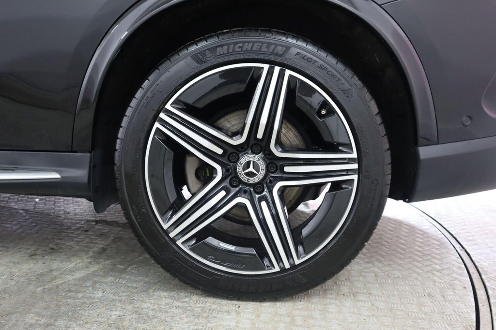 Used Mercedes-Benz GLC 2023 for sale - 77027506: Photo 11