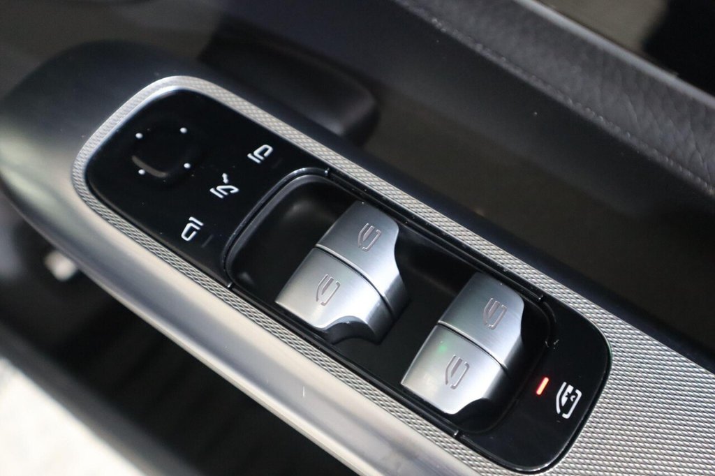 Used Mercedes-Benz GLC 2023 for sale - 77027506: Photo 19