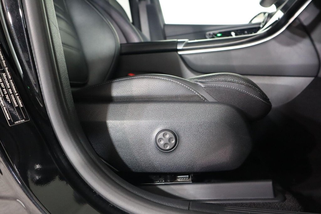 Used Mercedes-Benz GLC 2023 for sale - 77027506: Photo 24