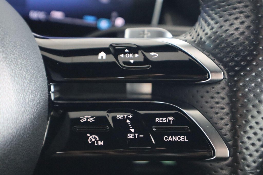 Used Mercedes-Benz GLC 2023 for sale - 77027506: Photo 46