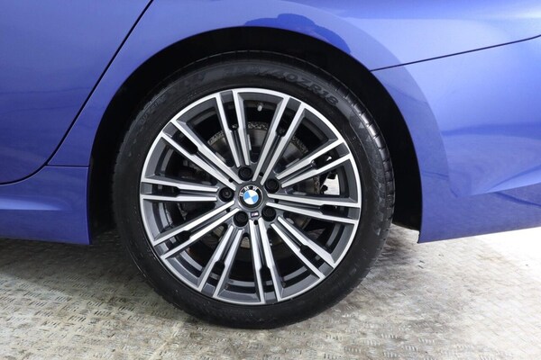 Used BMW 3 Series 2021 for sale - 75666463: Photo 31