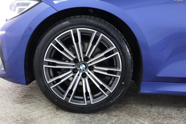 Used BMW 3 Series 2021 for sale - 75666463: Photo 32