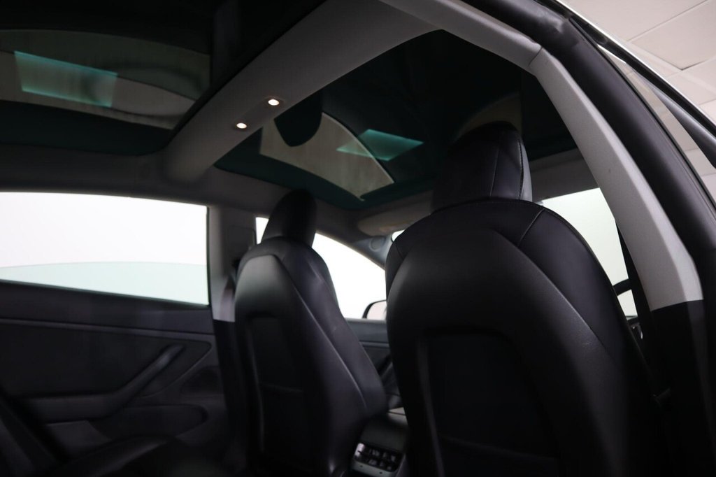 Used Tesla Model 3 2020 for sale - 76900860: Photo 45