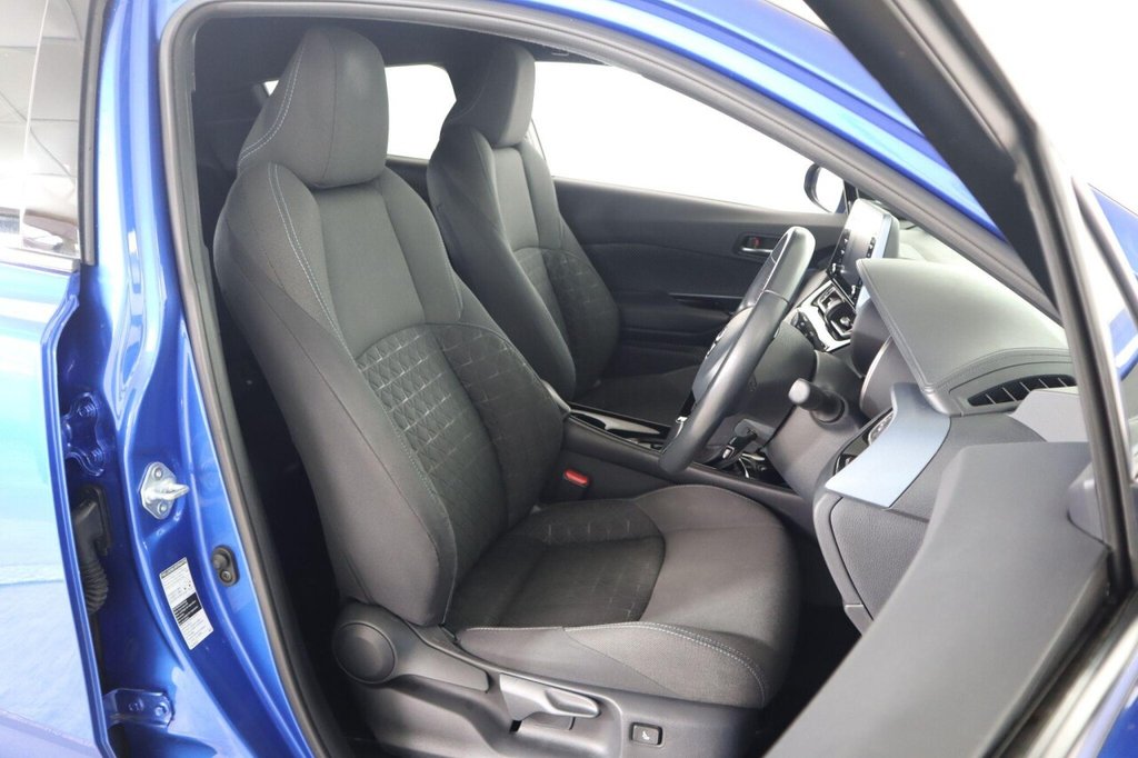 Used Toyota C-HR 2022 for sale - 76470514: Photo 14