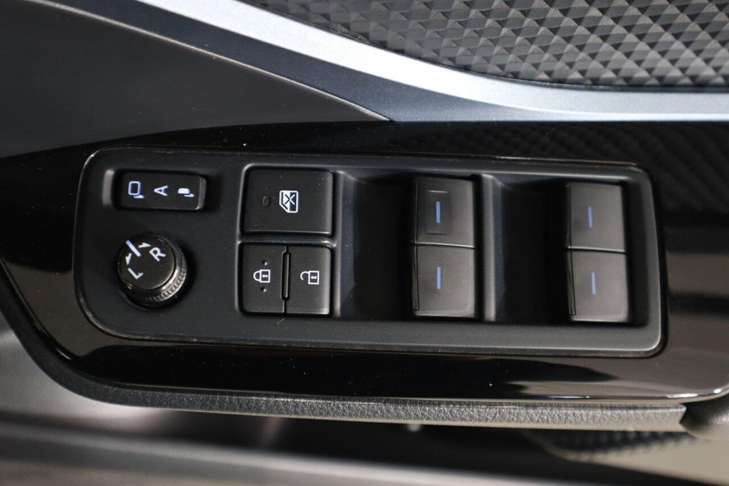 Used Toyota C-HR 2022 for sale - 76470514: Photo 29