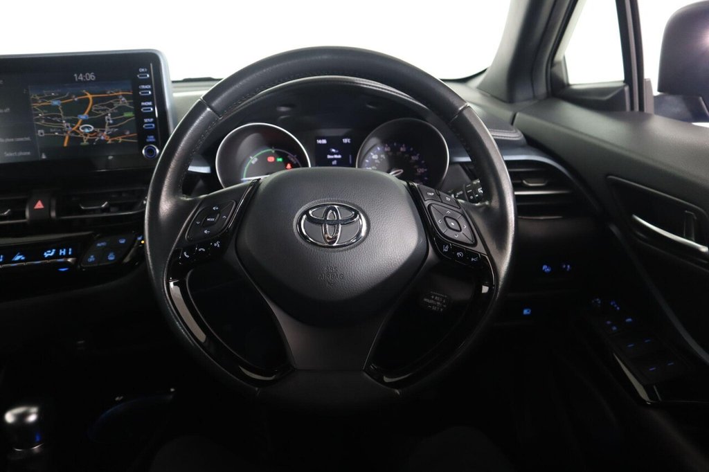 Used Toyota C-HR 2022 for sale - 76470514: Photo 44