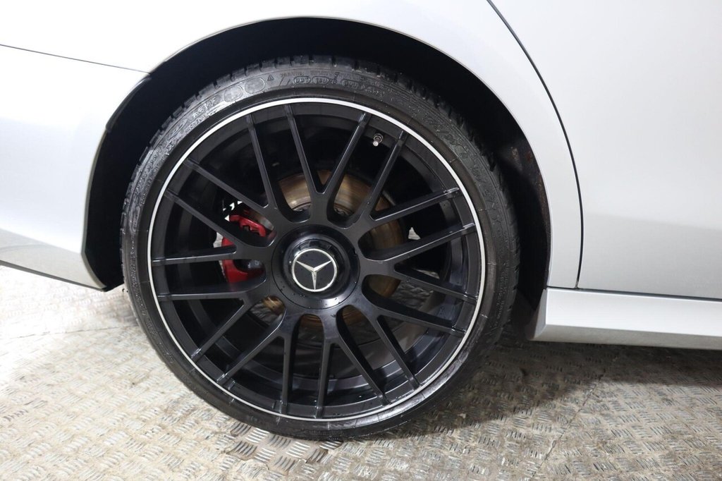 Used Mercedes-Benz E Class 2020 for sale - 76559472: Photo 31