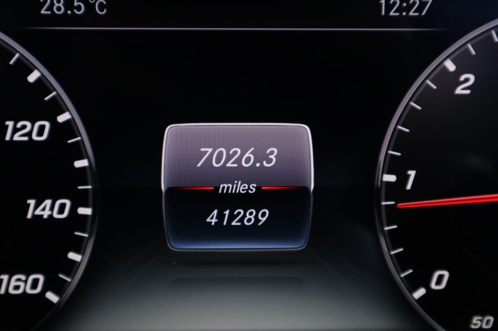 Used Mercedes-Benz E Class 2020 for sale - 76559472: Photo 50