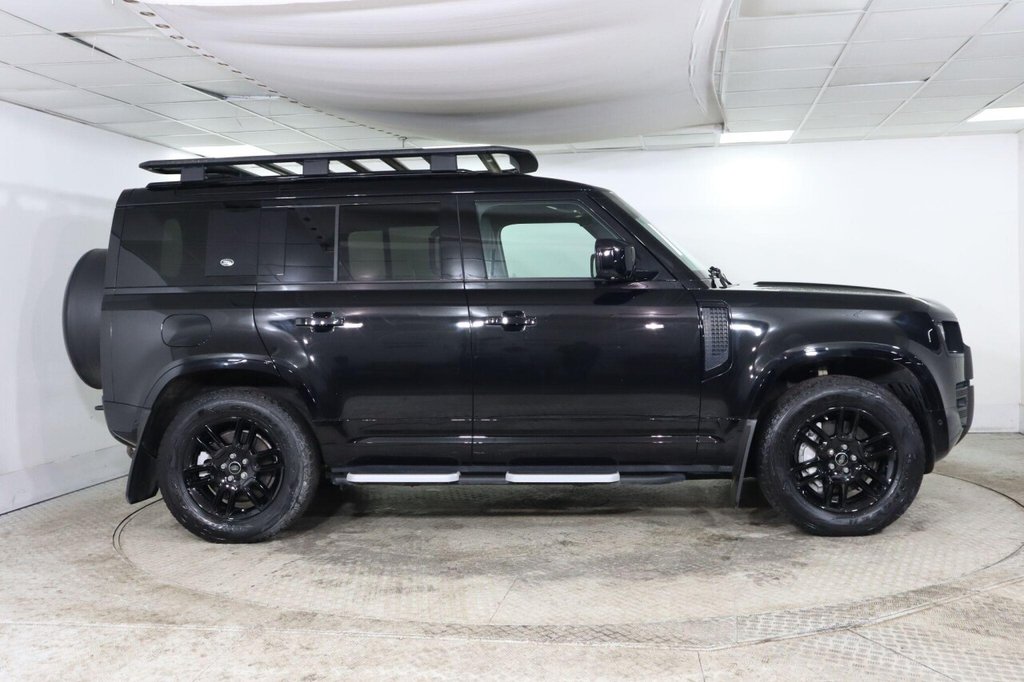 Used Land Rover Defender 2023 for sale - 76482214: Photo 10