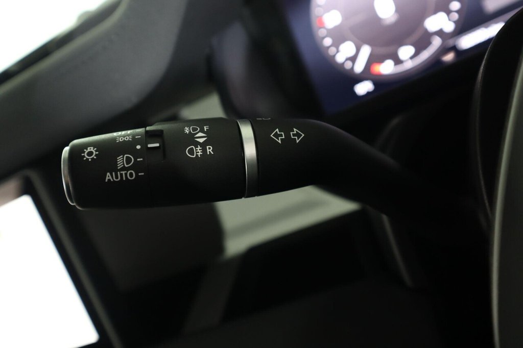 Used Land Rover Defender 2023 for sale - 76482214: Photo 19