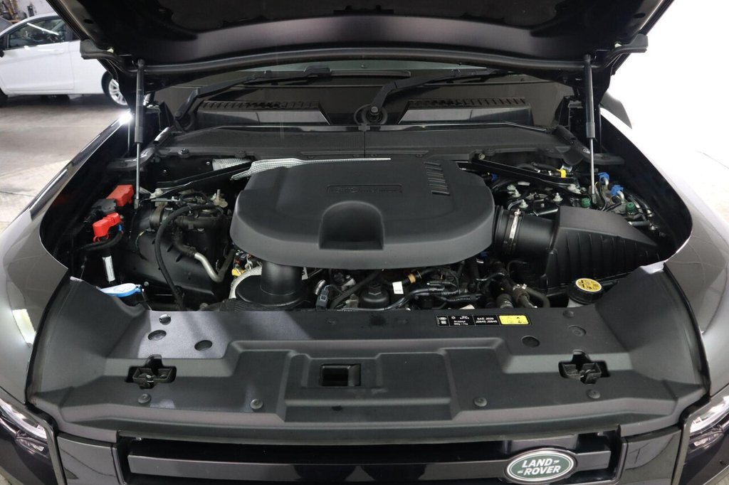 Used Land Rover Defender 2023 for sale - 76482214: Photo 28