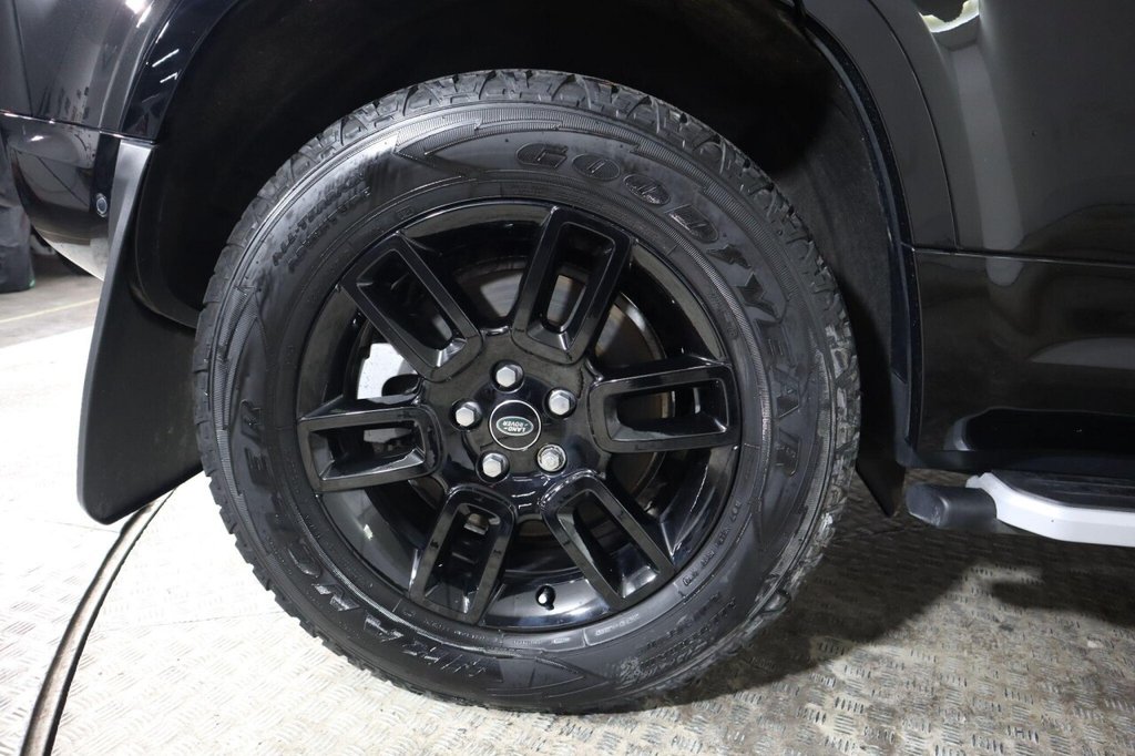 Used Land Rover Defender 2023 for sale - 76482214: Photo 30