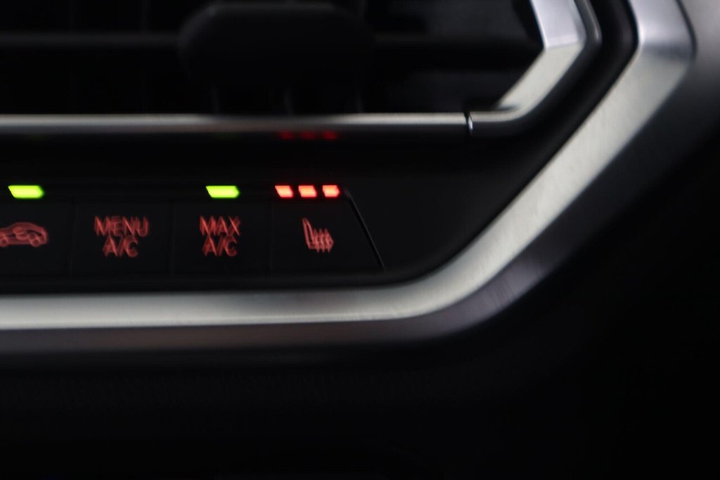 Used BMW 3 Series 2022 for sale - 77477473: Photo 22