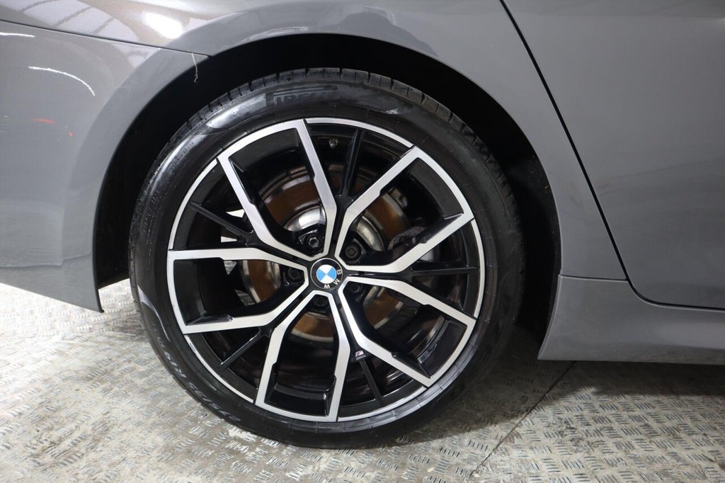 Used BMW 5 Series 2022 for sale - 77452226: Photo 31