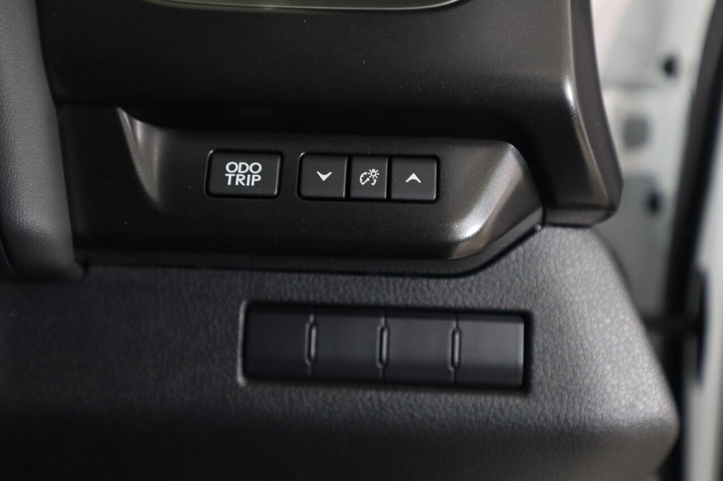 Used Lexus UX 2021 for sale - 77370141: Photo 30