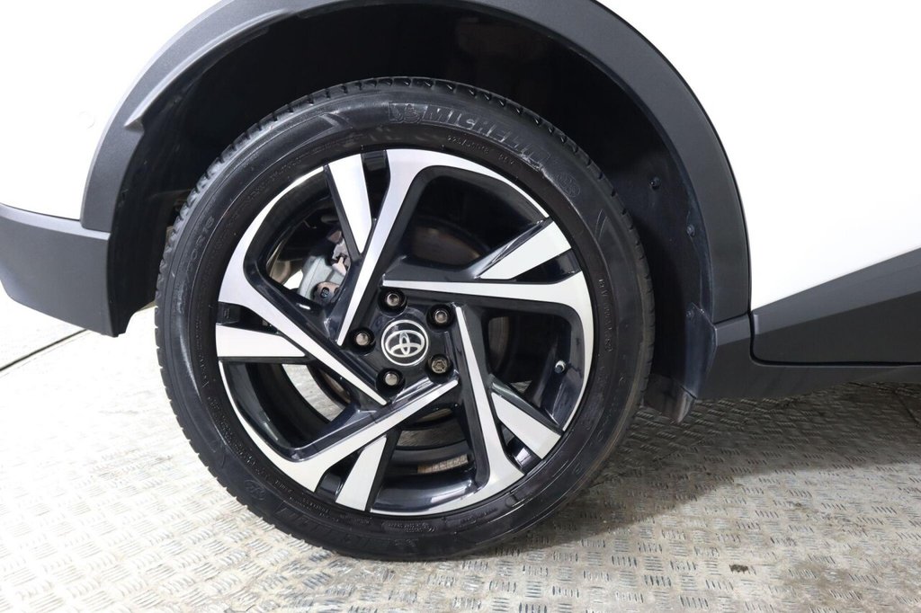 Used Toyota C-HR 2023 for sale - 78030817: Photo 29