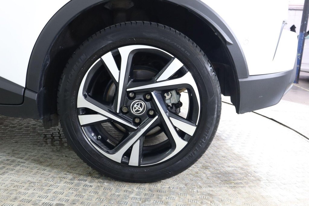 Used Toyota C-HR 2023 for sale - 78030817: Photo 30