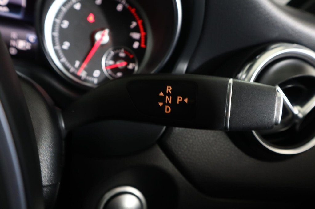 Used Mercedes-Benz GLA 2019 for sale - 76655322: Photo 19