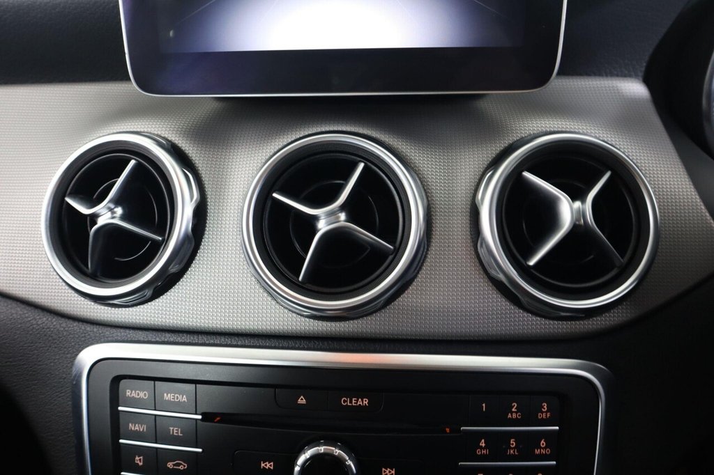 Used Mercedes-Benz GLA 2019 for sale - 76655322: Photo 22