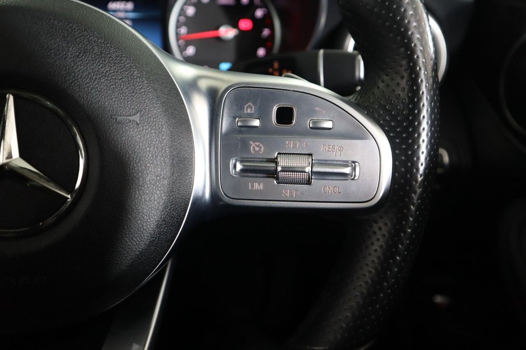 Used Mercedes-Benz C Class 2019 for sale - 76841314: Photo 17