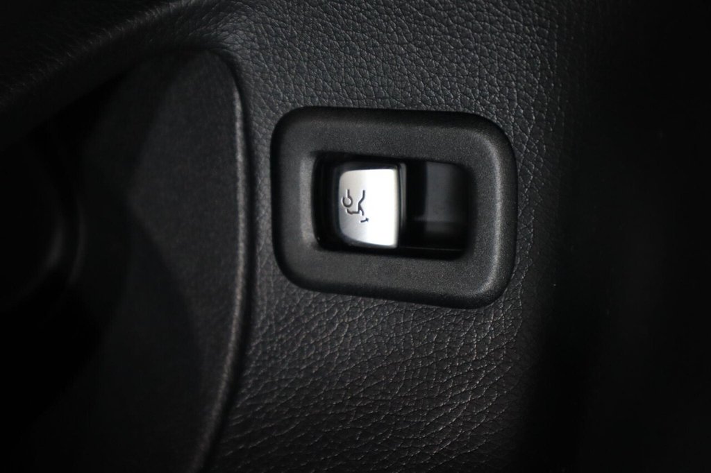 Used Mercedes-Benz C Class 2019 for sale - 76841314: Photo 26