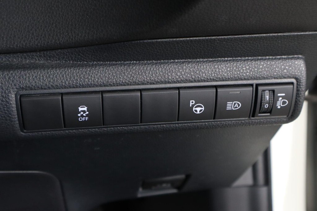 Used Toyota Corolla 2021 for sale - 76406988: Photo 25