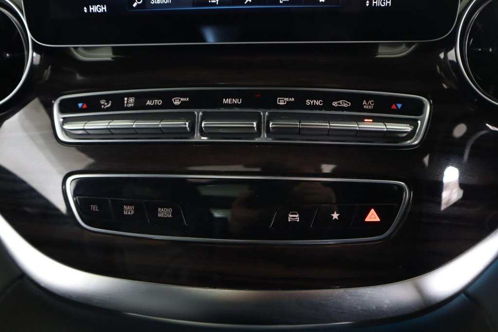 Used Mercedes-Benz V-Class 2020 for sale - 76417617: Photo 25