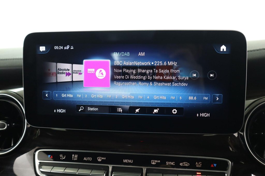 Used Mercedes-Benz V-Class 2020 for sale - 76417617: Photo 35