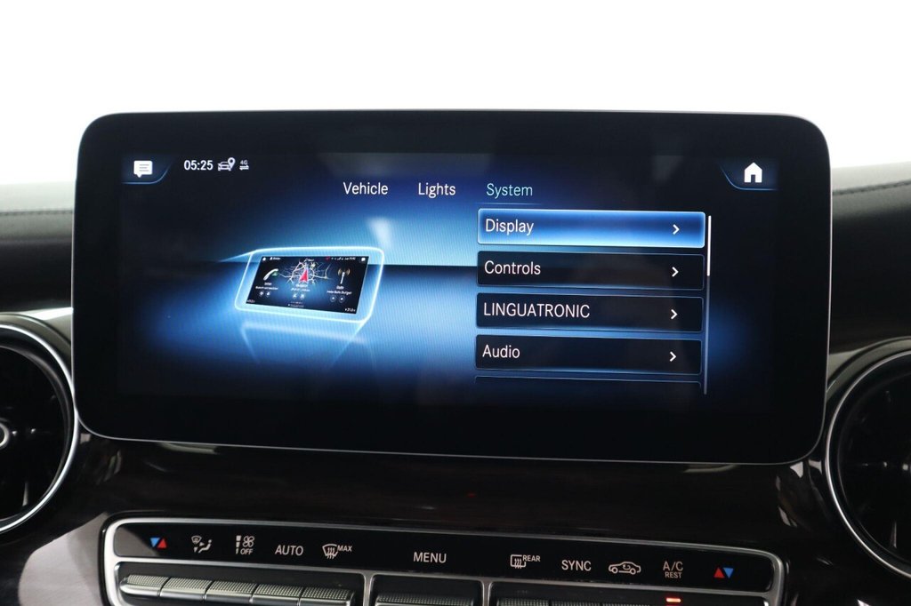 Used Mercedes-Benz V-Class 2020 for sale - 76417617: Photo 48